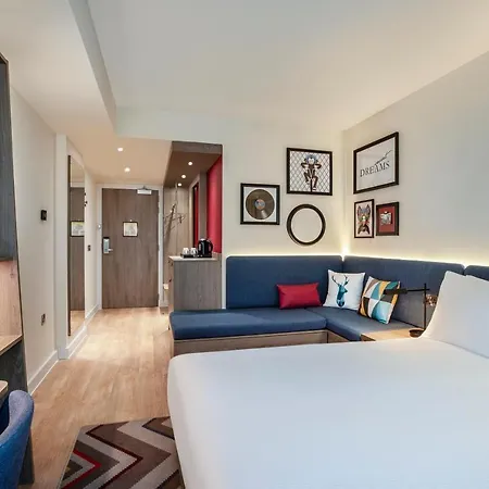 Hotel Hampton By Hilton