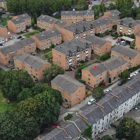 Palace - Excellent In Zone 1 *