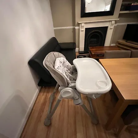 Entire Luxury 4 Bedroom Victorian House With 2 En-suite - Forest Hill, Apartment London