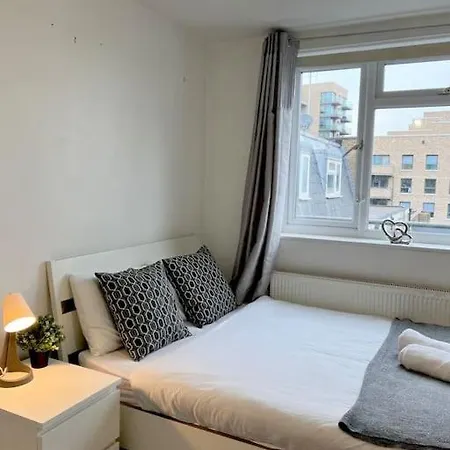 New Build 2 Bed Flat, * London