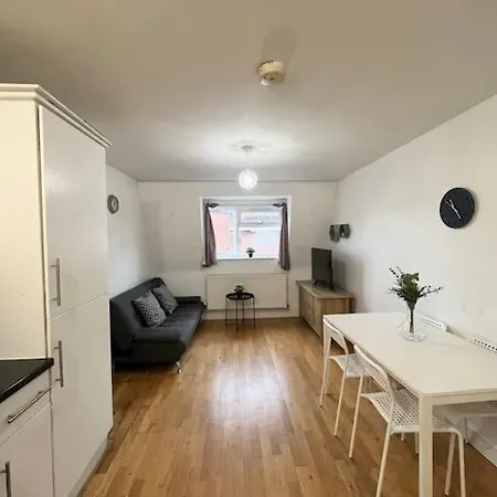 Apartment New Build 2 Bed Flat,