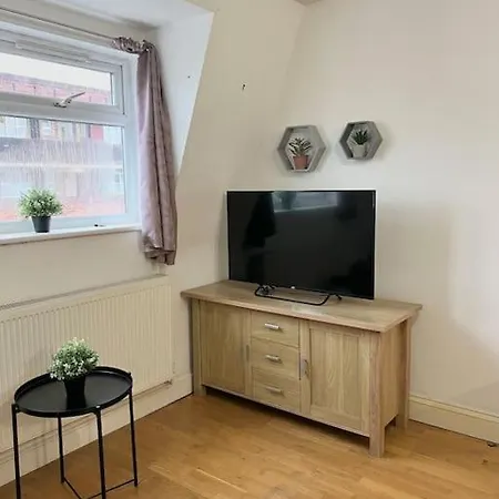 New Build 2 Bed Flat, * London
