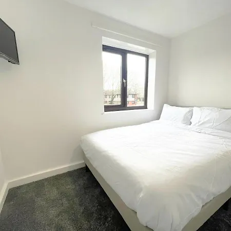 Homestay Homely With Smart Tv London