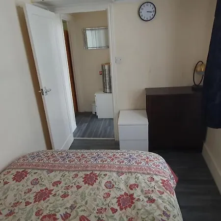 Homestay Kfot Klassic Holida 2 *