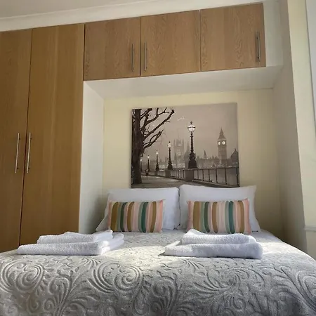 Amazing - East Walthamstow *