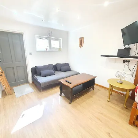Apartment, Tv, Wifi Kitchen Parking, Wembley Elizabeth Line *