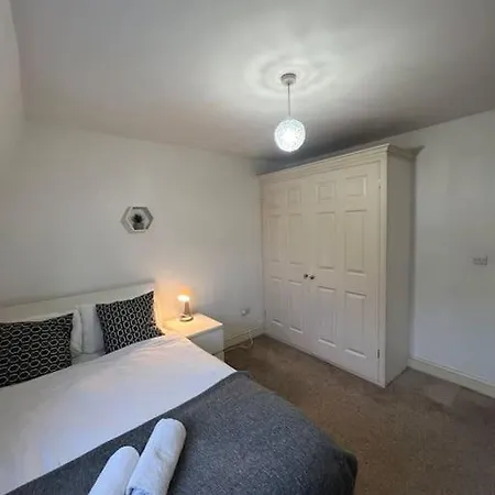 Apartment New Build 2 Bed Flat,
