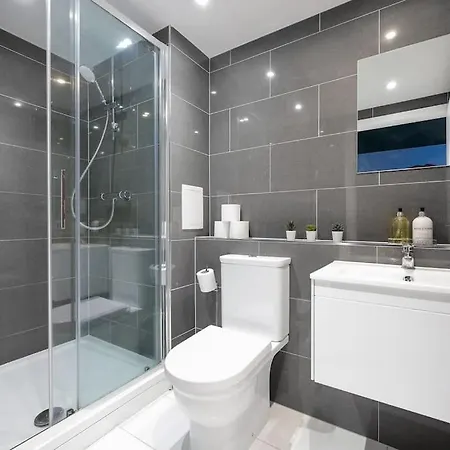 Canary Wharf By Hiatus Concierge *
