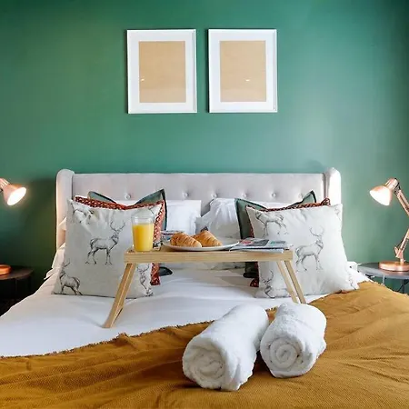 Apartment Canary Wharf By Hiatus Concierge London
