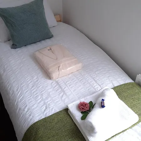 Hackney Downtown Guest house *