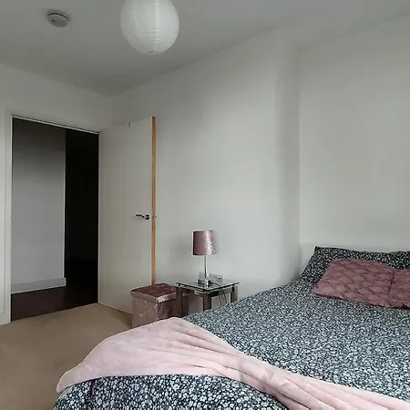 Riverview Amazing 2bed 2bath Apt Wparking Sleeps 6 Comfortably