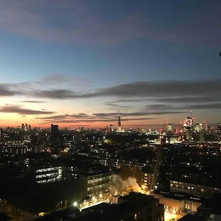Riverview Amazing 2bed 2bath Apt Wparking Sleeps 6 Comfortably * London