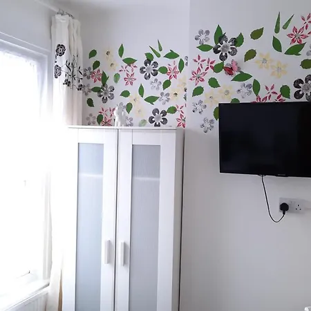 Hackney Downtown Guest house