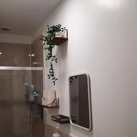 Hackney Downtown Guest house *