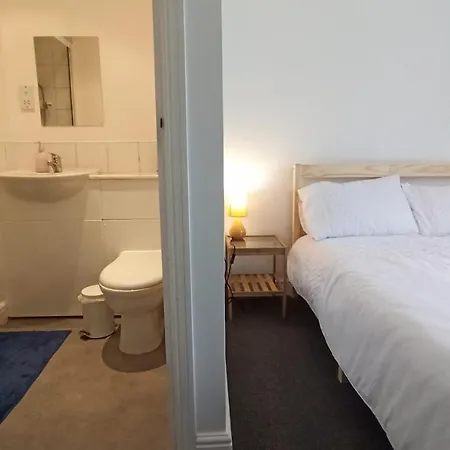 Bright, Chilled Ensuite Db In A Shared Flat! Londra