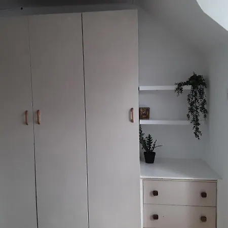 Stunning 1-bed In Apartment