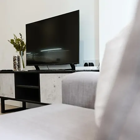 Apartment Khayat Homes - The Owelor - Two Bed