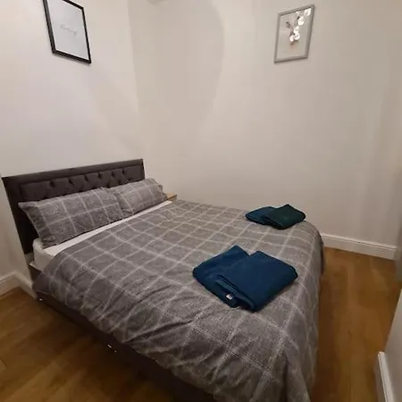 Luxury One Bedroom Flat