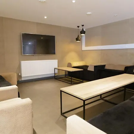 Cosy And Ensuite Bedrooms At New Cross In *