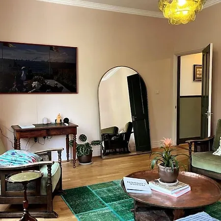 Three-storey, Renovated 1890s Heritage In Spitalfields Market * London