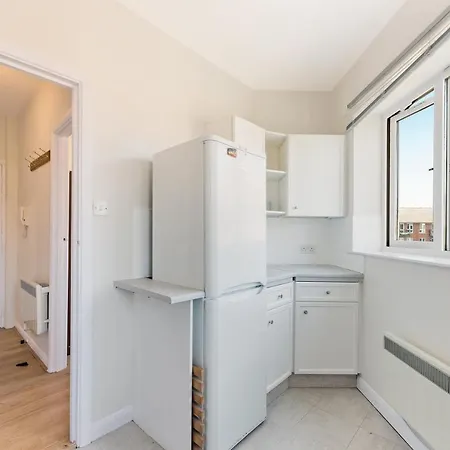 Stunning Aparment In Canada Water Apartment London