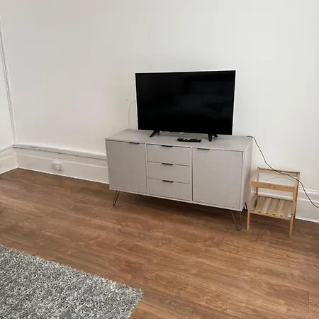 Private 2 Homestay London