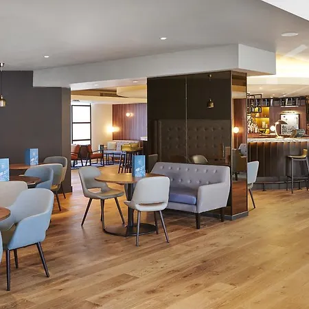 Doubletree By Hilton Excel 4* London