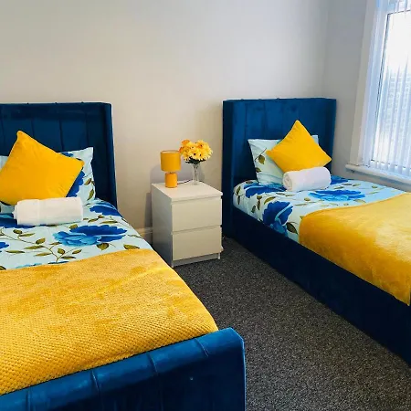 Manor Homes Bed & Breakfast *