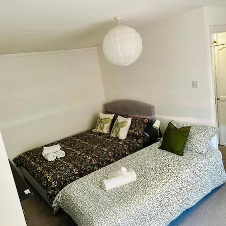 Cozy Double And Triple In Greenwich London
