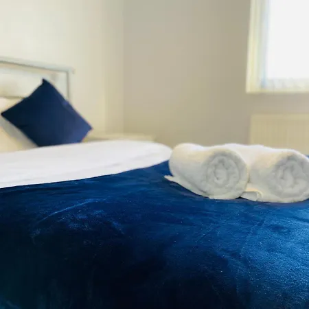 Manor Homes Bed & Breakfast