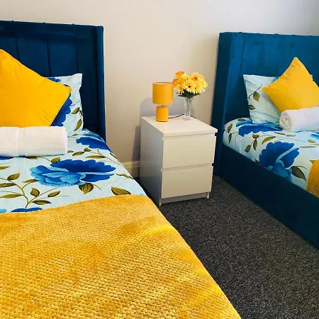 Bed & Breakfast Manor Homes