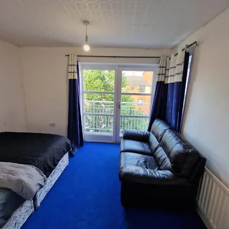 In A Shared Flat Homestay London