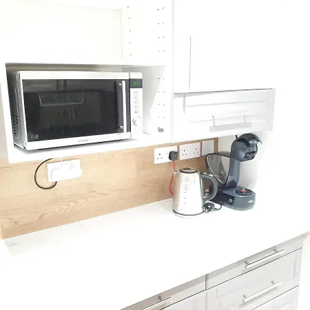 Apartment, Tv, Wifi Kitchen Parking, Wembley Elizabeth Line Apartment Northolt (Greater London)