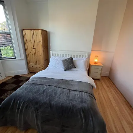 Entire Luxury 4 Bedroom Victorian House With 2 En-suite - Forest Hill, Apartment *