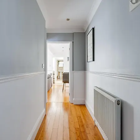 Apartment Luxury 1 Bed In East *