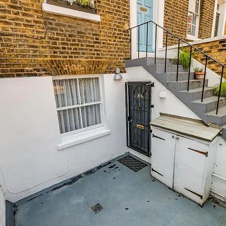 Luxury 1 Bed In East *