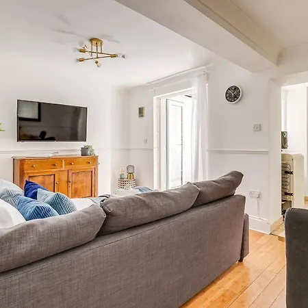 Luxury 1 Bed In East London