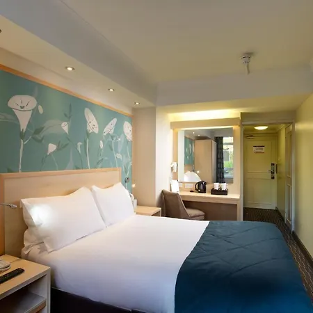 Bedford Hotel
