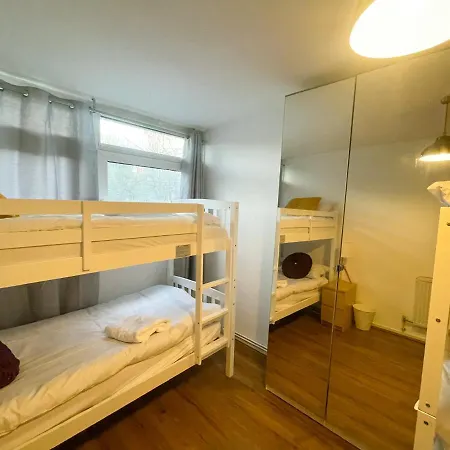 Flat 4, Kingsbury House Holiday home *
