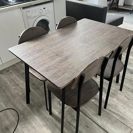 Lovely For 2 Or 4 People - Bermondsey Apartment London