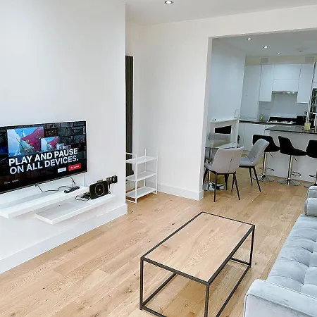 Massive Flat Near Greenwich Park London
