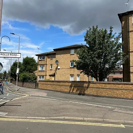 Lovely For 2 Or 4 People - Bermondsey Apartment
