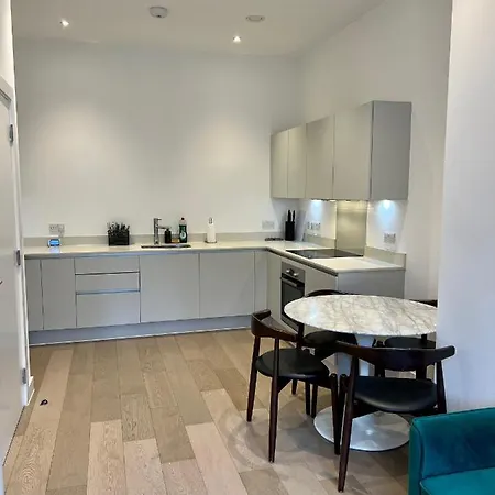 Luxury Modern 1 Bed *
