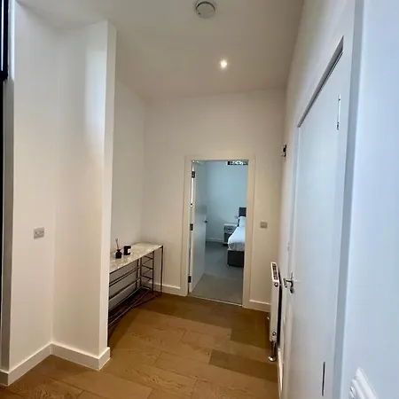 Apartment Luxury Modern 1 Bed *