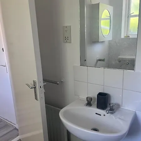 Eliane's Place X * Пламстед