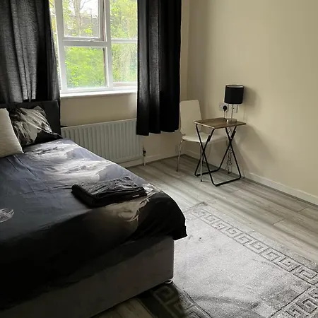 Eliane's Place X Проживание в семье *