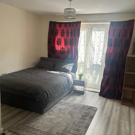 Eliane's Place X Проживание в семье