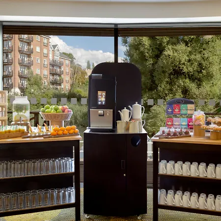 Hotel London Lock By Ihg