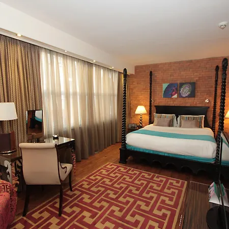 מלון Indigo Tower Hill By Ihg