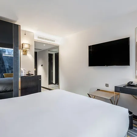 Saint 4* Londen